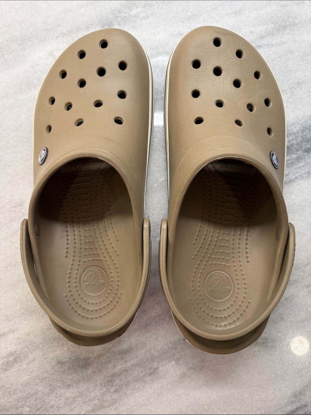 CROCS Classic Clog in Beige-Tan